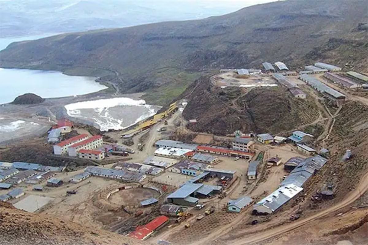 Todos los proyectos están alineados con el cronograma de la Compañía, y la reanudación de las operaciones en Reliquias sigue según lo previsto para el tercer trimestre de 2026.