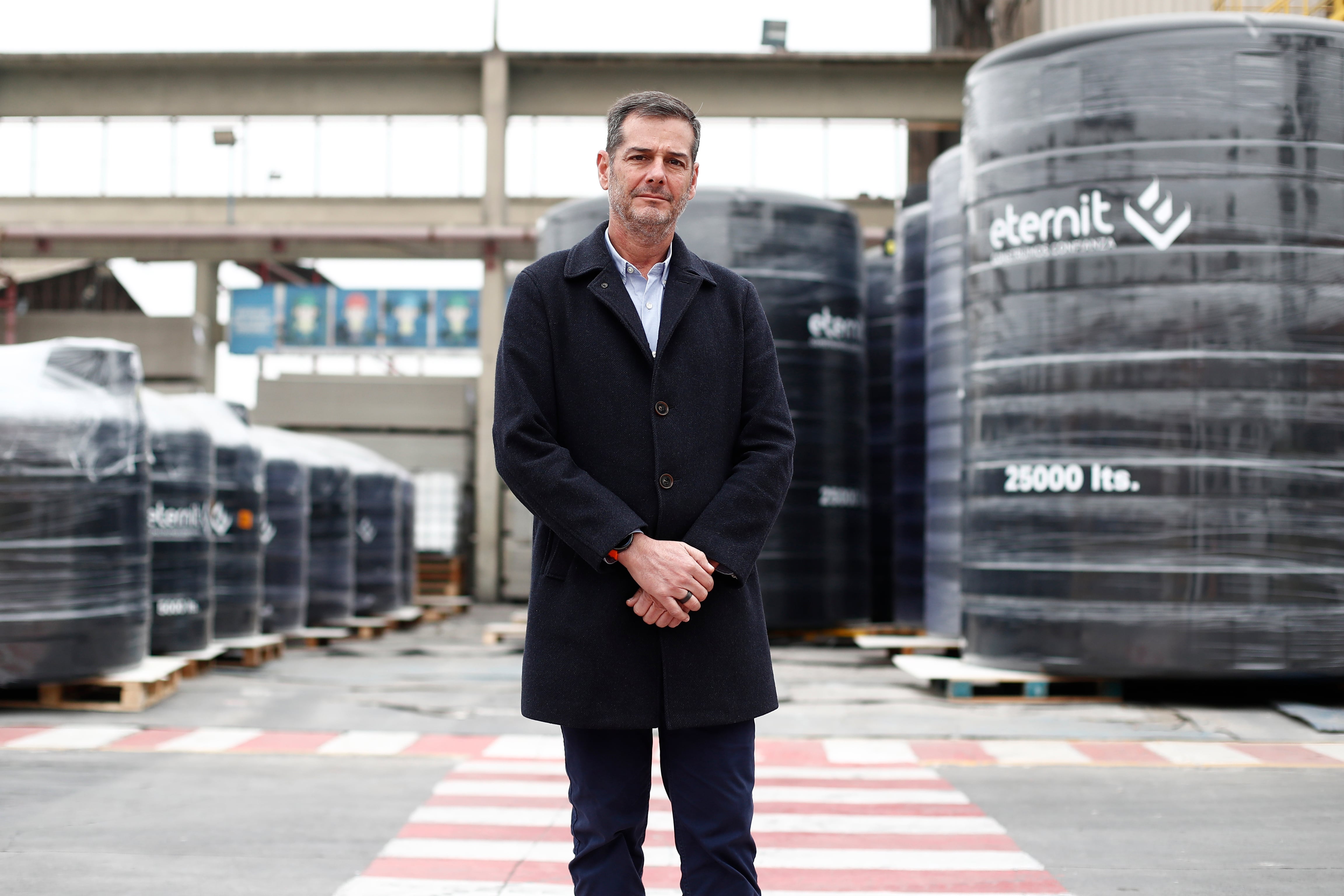 Carlos Nicolini Rosas, gerente general de Etex Perú, dijo que la inversión en la planta de Huachipa proyectan duplicar su capacidad de producción anual de placas de yeso a partir de 2027. Foto: Jesús Saucedo /GEC