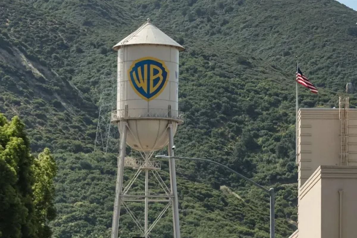 Actualmente resulta incierta la ejecución de la fusión de WBD con Paramount. (Foto: EFE/EPA/Chris Torres)