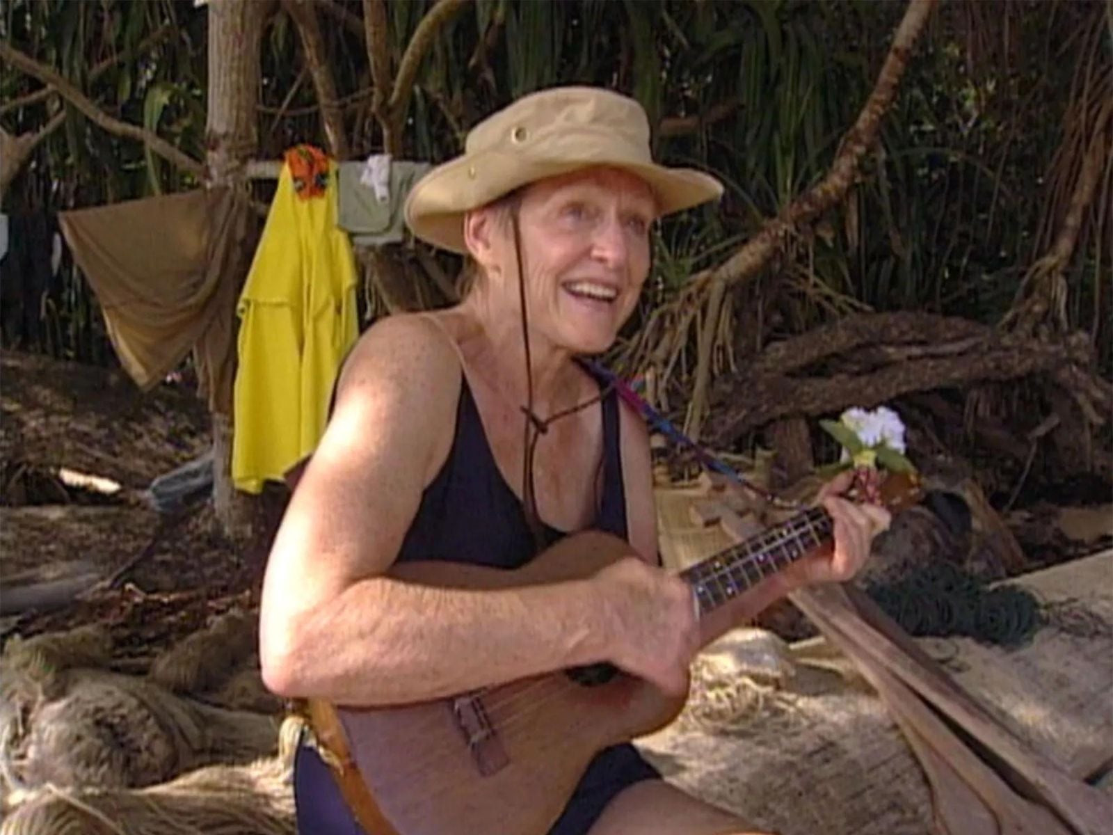 Sonja Christopher se caracterizó por tocar el ukele en el reality "Survivor" (Foto: CBS)
