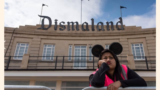 Disney: El mayor parque de diversiones, según Banksy