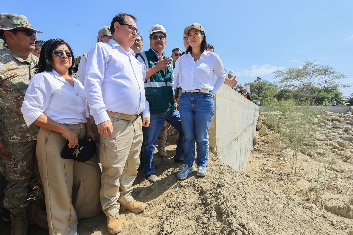 Keiko Fujimori anunció en Piura la aprobación de una norma para aplicar Servicios por Impuestos y acelerar los trabajos de prevención ante El Niño. Foto: Presidencia.