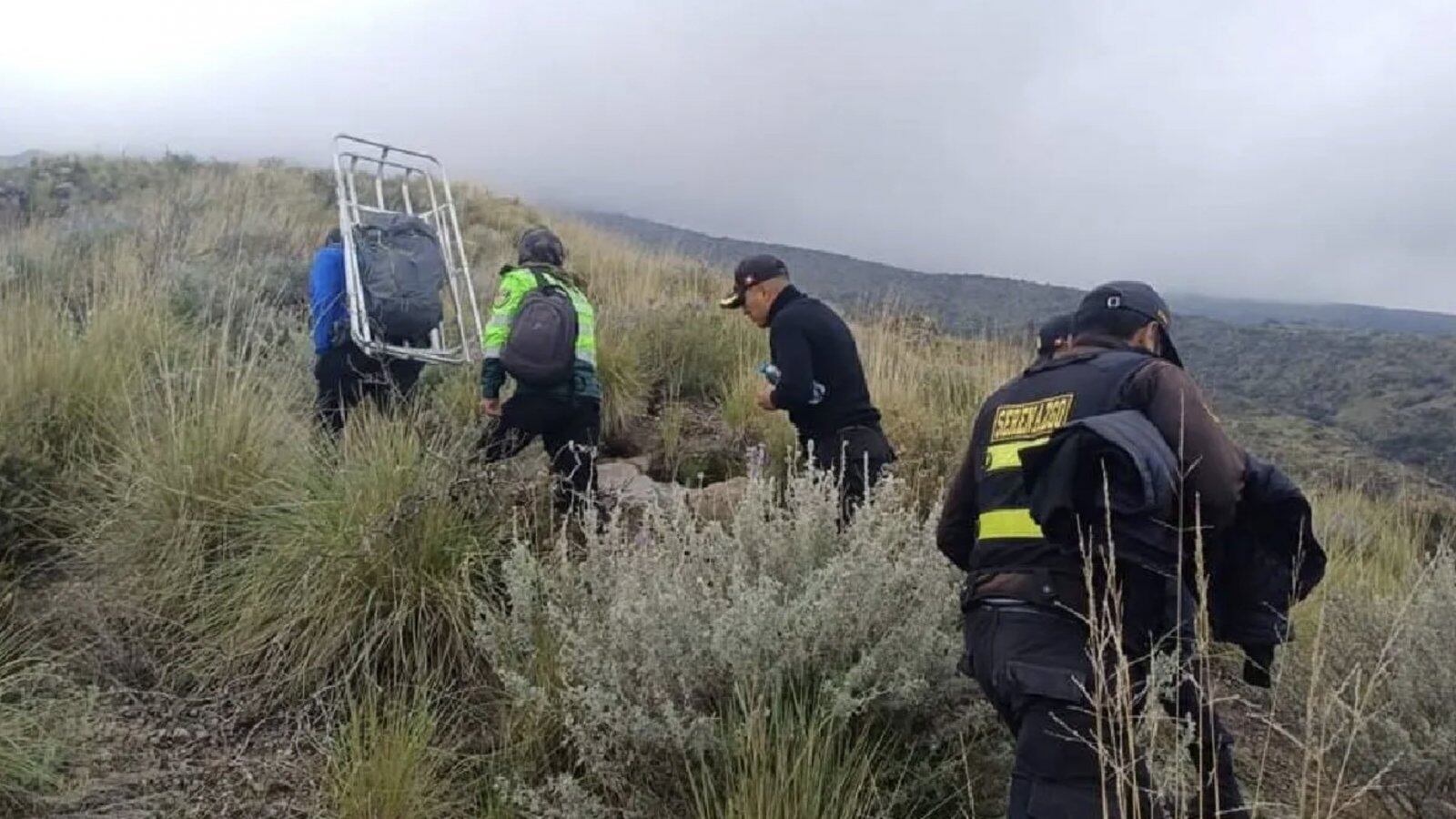 Según reportaron medios peruanos, el chileno falleció tras caer a un abismo de 300 metros. Foto: EFE