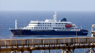 Gobierno español vigila a pasajeros de crucero afectado por hantavirus