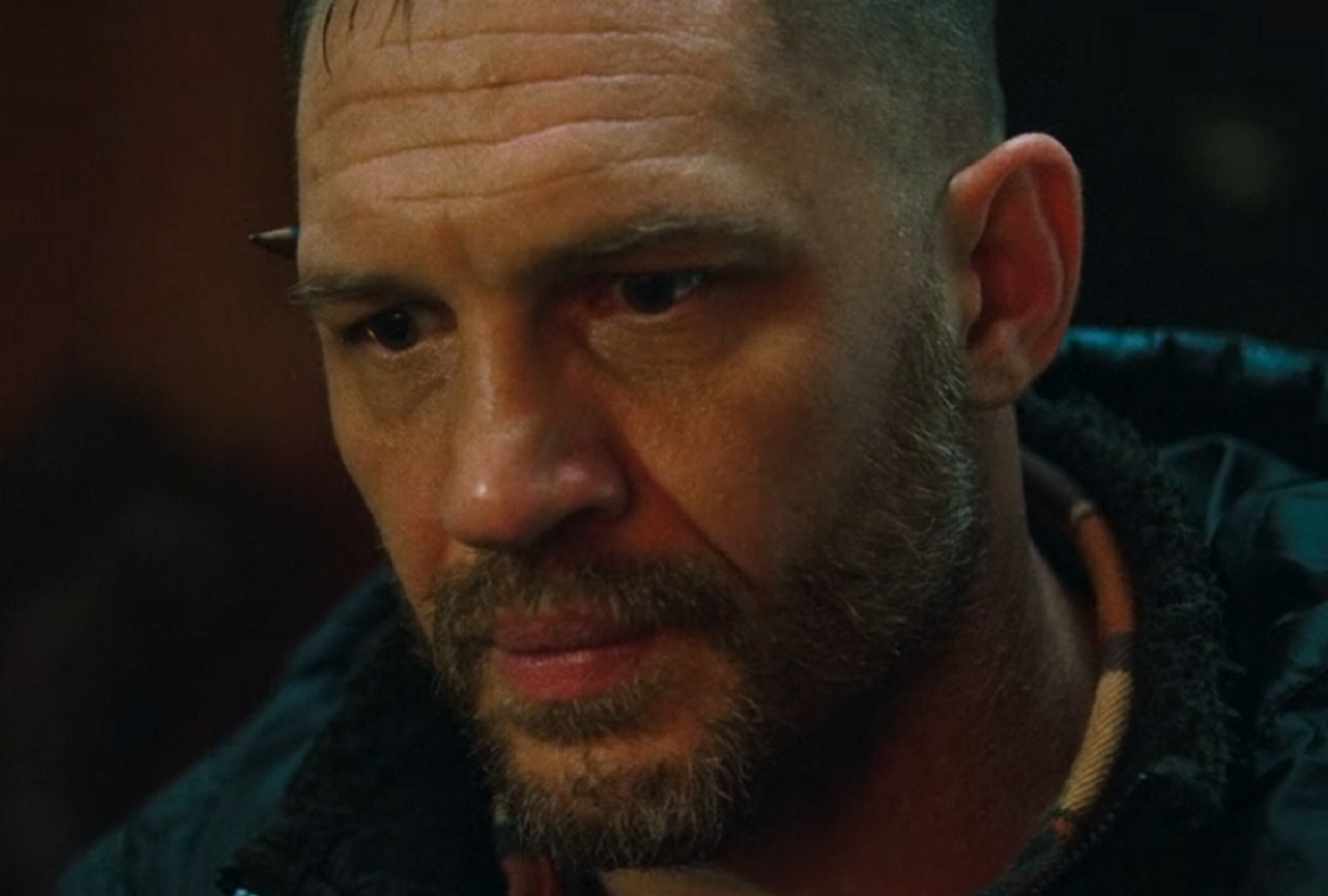 Tom Hardy como Walker en el thriller de acción "Estragos" (Foto: Severn Screen / One More One Productions / XYZ Films)