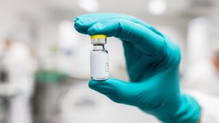 Gobierno autoriza transferencia de S/ 75 millones para vacuna contra el COVID-19 