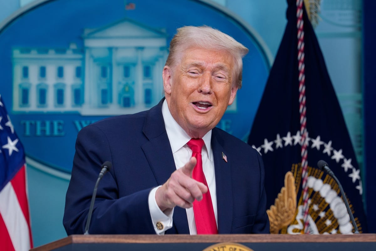 El presidente de Estados Unidos, Donald Trump, se une a la rueda de prensa de la Casa Blanca en la Sala de Prensa James S. Brady de la Casa Blanca en Washington, DC, EE. UU., el 20 de enero de 2026. (EFE/EPA/Aaron Schwartz)