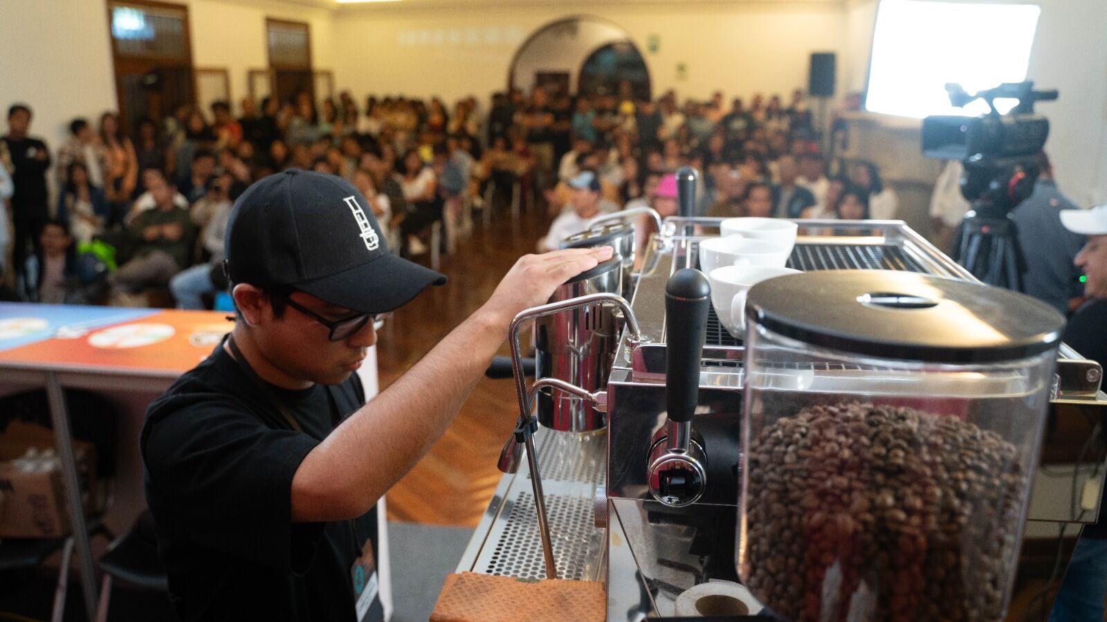 En Expocafé Perú 2024 se desarrollará una rueda de negocios, en el 2023, alcanzó un monto negociado de más de S/17.3 millones. Foto: Difusión Expocafé.