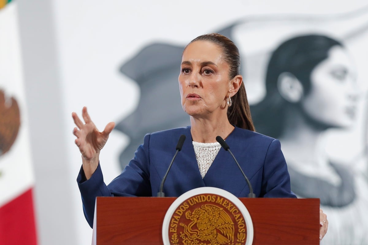 Durante una conferencia de prensa matutina, la presidenta de México, Claudia Sheinbaum, exigió a las autoridades estadounidenses que presenten “pruebas” sobre las acusaciones (Foto de Isaac Esquivel / EFE)