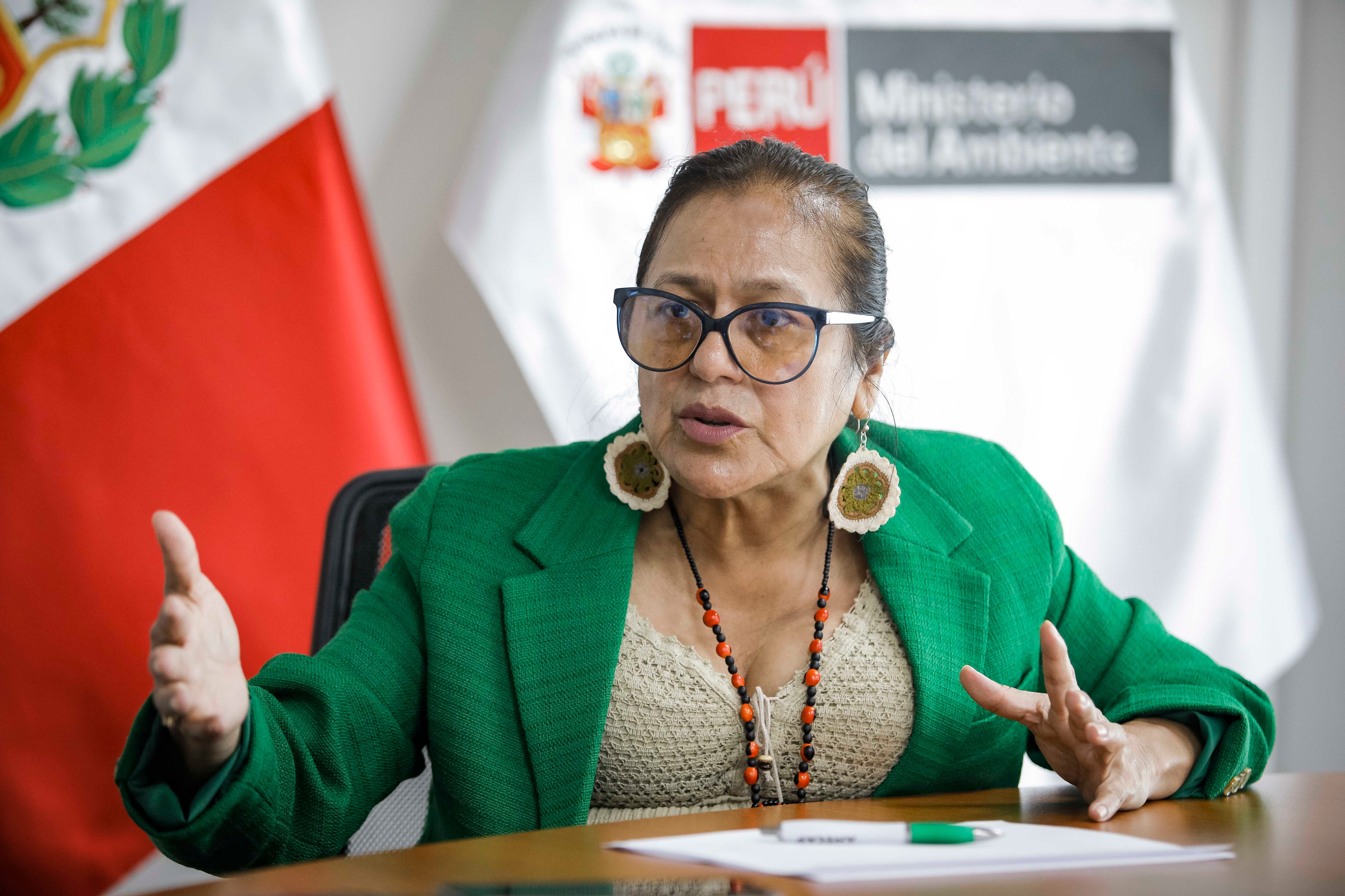 ministra del Ambiente, Albina Ruiz (foto: GEC)