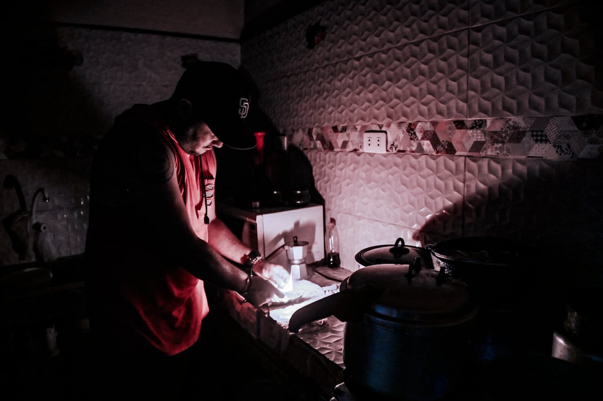 Cuba toma recurso de EE.UU. para mantener algunas luces encendidas