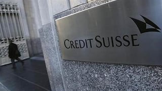 Credit Suisse supera previsiones de analistas y apunta a dividendo en efectivo en el 2013