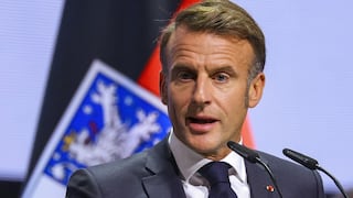 Macron avisa a China que la UE le aplicará aranceles como Trump si no corrige su superávit