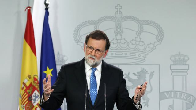 Rajoy: "Parlamento catalán entrará en funciones 17 de enero"