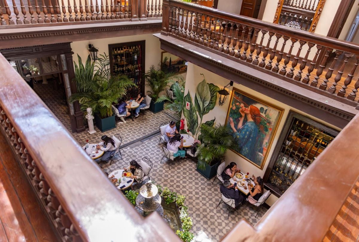 Ancestral Café se ha instalado recientemente en una casona restaurada del siglo XVIII, en el jirón Azángaro. (Foto: Giancarlo Ávila)
