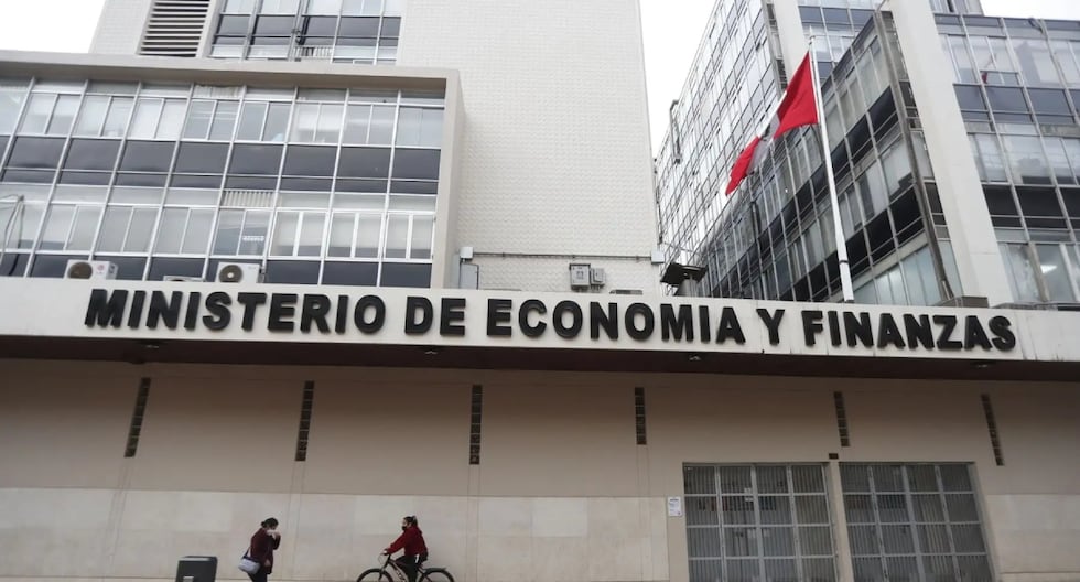Perú aprueba préstamo de 500 millones por fase fiscal