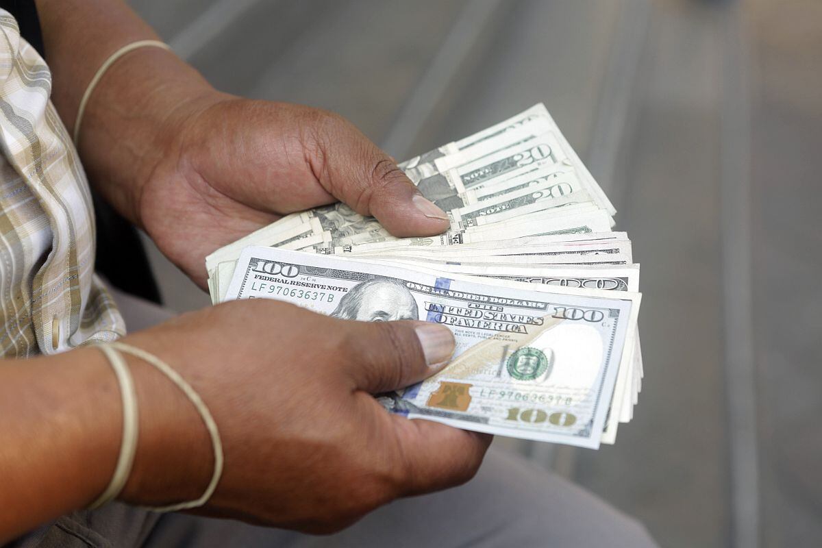 El ruido social interno proveniente de algunas paralizaciones en diversas regiones de Perú no tuvieron implicancias sobre la evolución del dólar. (Foto: AFP)