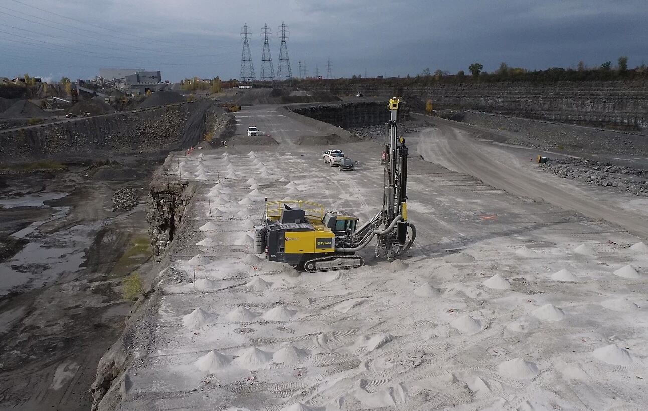El nuevo objetivo se localiza al este-sureste del área Tipicancha, dentro del conjunto de concesiones de Sombrero. (Foto referencial: JCB)