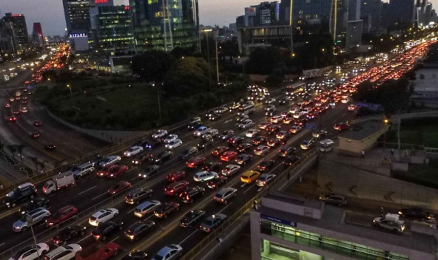 El Día de la Madre es uno de los principales termómetros de demanda en movilidad y entregas. (Foto: Andina)