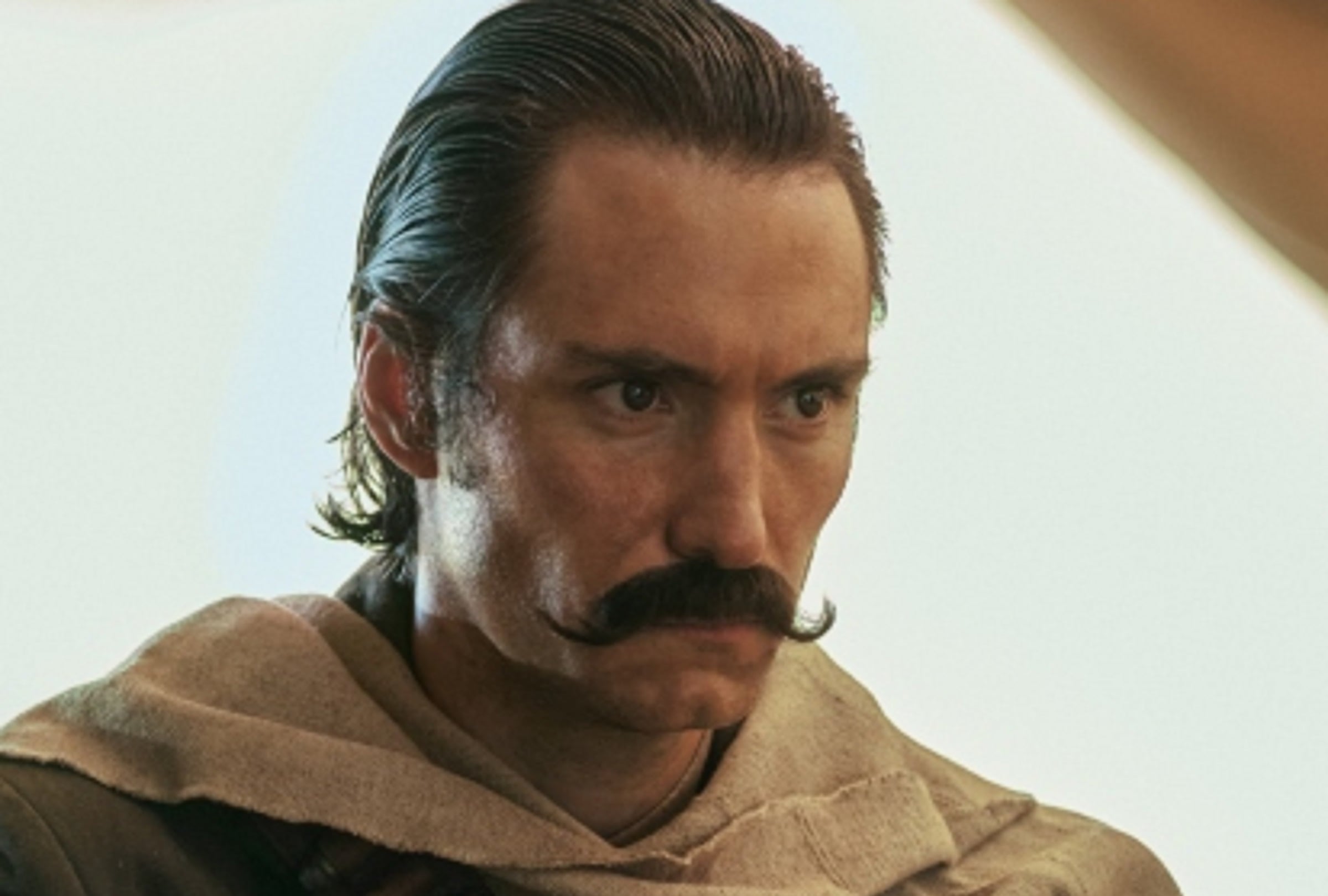 En la serie colombiana "Cien años de soledad", el Coronel Aureliano Buendía (Claudio Castaño) vivirá el cierre definitivo de su arco narrativo, marcado por el desencanto, el retiro y el aislamiento absoluto (Foto: Netflix)
