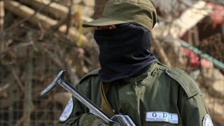 Talibanes se olvidan de las mujeres en inauguración de un nuevo año escolar