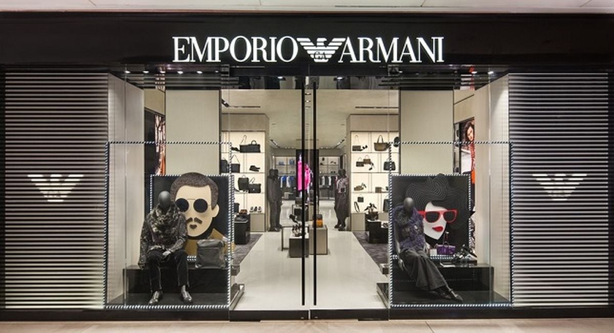 17 de diciembre del 2010. Hace 15 años. Armani debuta en Lima en segundo semestre del 2011.
