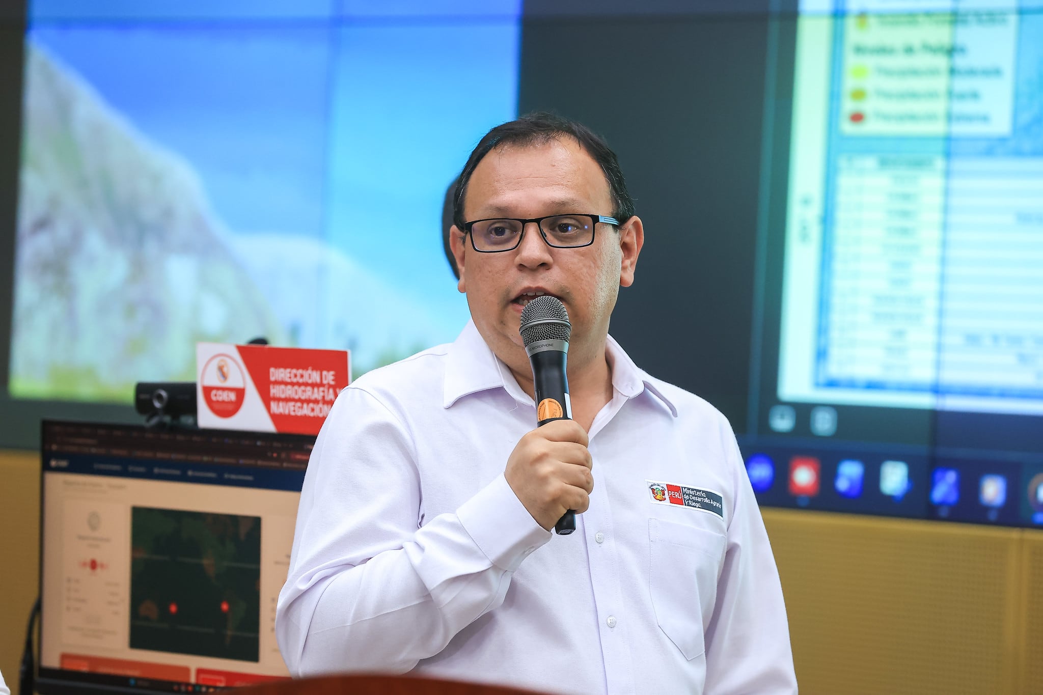 El ministro de Desarrollo Agrario y Riego, Marco Vinelli aseguró que el Ejecutivo presentó sus argumentos y respondió las consultas de distintas bancadas, aunque reconoció que la aprobación del pedido depende de los congresistas. (Foto: Presidencia)