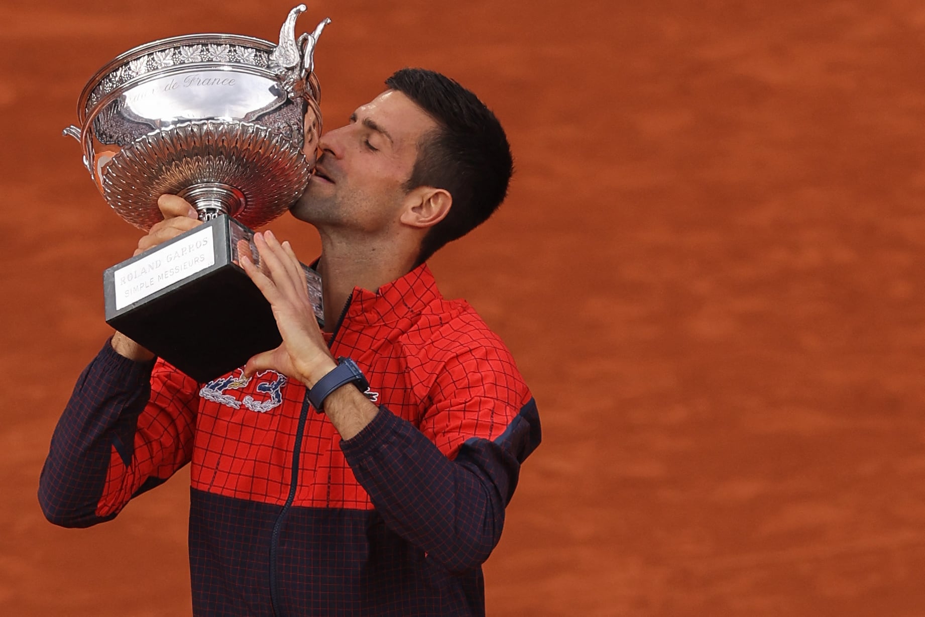 De acuerdo a su entrenador, es casi seguro que este no será el último hito en la historia de Djokovic. (Foto: AFP)