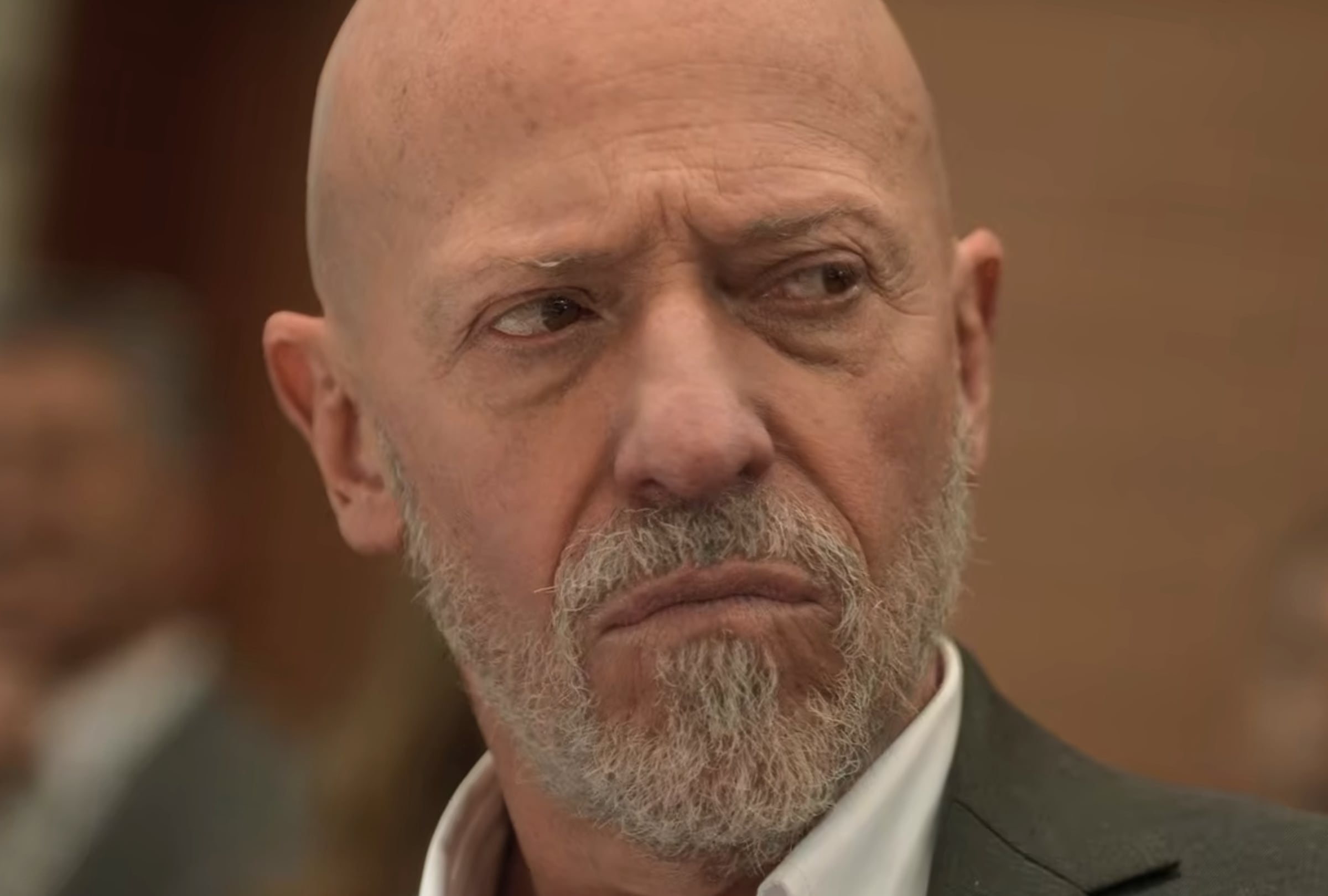 El actor Diego Trujillo como Damián Hidalgo en una escena de la temporada 2 de la serie colombiana "Medusa" (Foto: TIS Productions / Netflix)