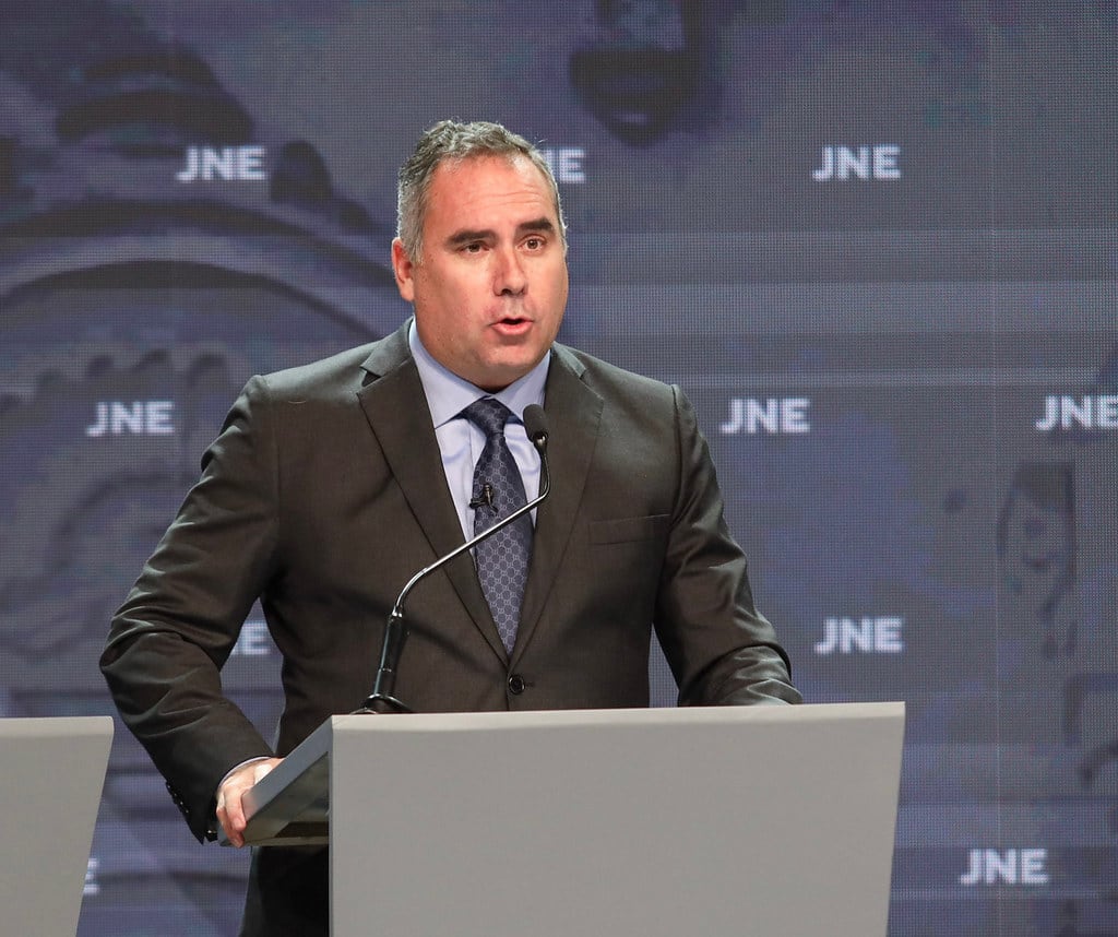 Candidato Rafael Belaunde participa este miércoles en la sexta y última fecha del ciclo de debates del JNE (Foto: JNE)