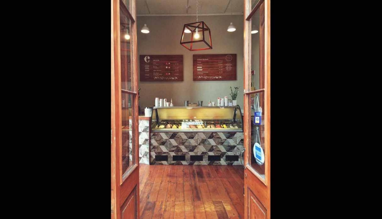 Crem de la Crem. Ofrece más de 20 sabores, entre los que destacan banana foster y piña con hierba luisa.