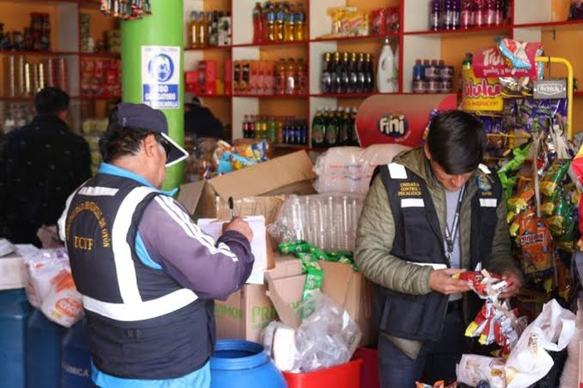 Necesitamos menos obsesión por crear nuevas obligaciones para quienes ya son formales y mucha más capacidad para fiscalizar a quienes operan fuera de las reglas. (Foto: Internet)