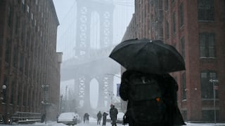 Casi la mitad de Estados Unidos declara emergencia por la temporal de nieve y hielo