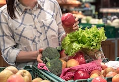 El 65% de trabajadores usa su tarjeta de alimentos para compras del hogar
