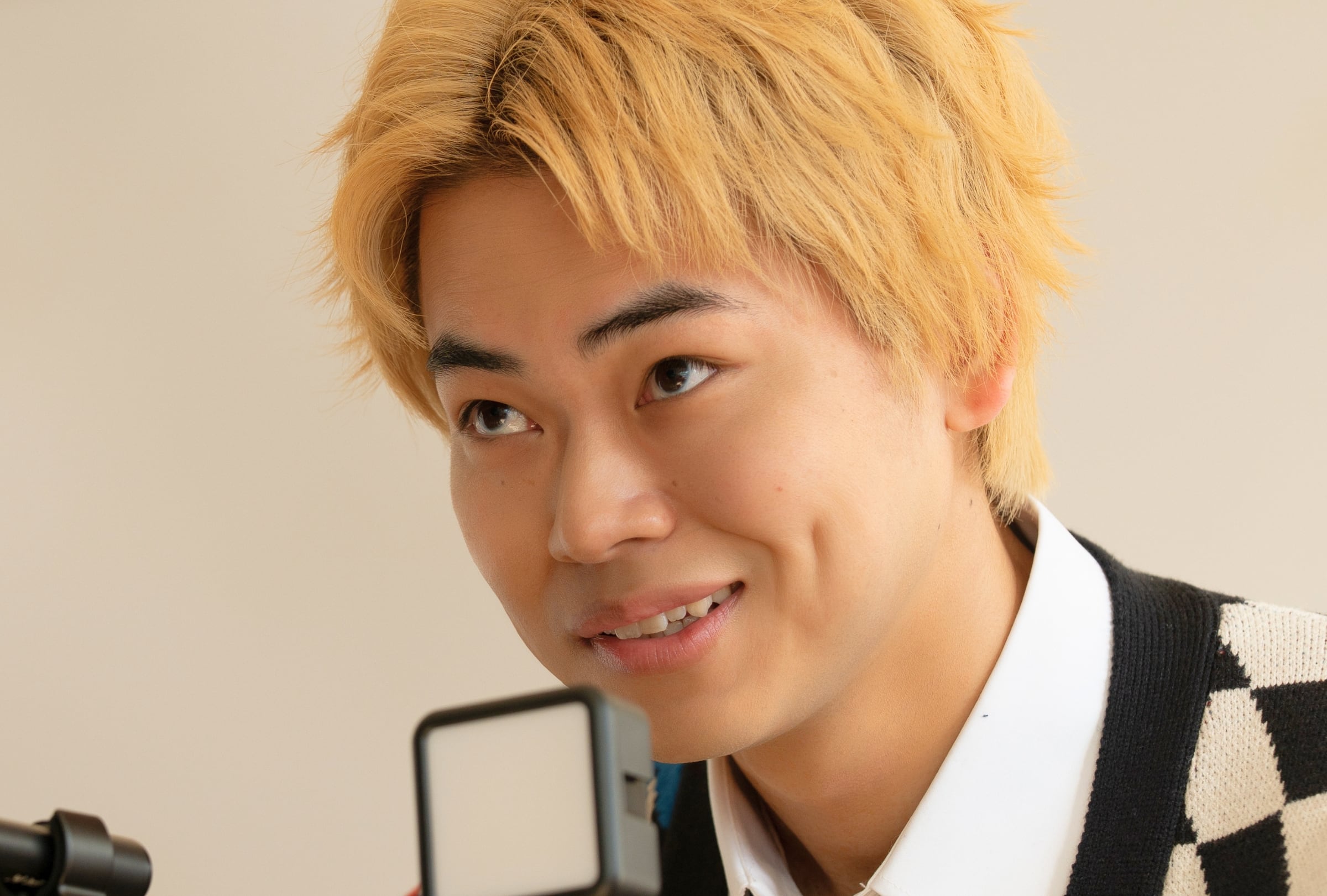 Ji-Hyeok Woo está interpretado por el actor Araki Sugō en la adaptación live-action de "Viral Hit" (Foto: Rakuei-sha / Myriagon Studio / Netflix)