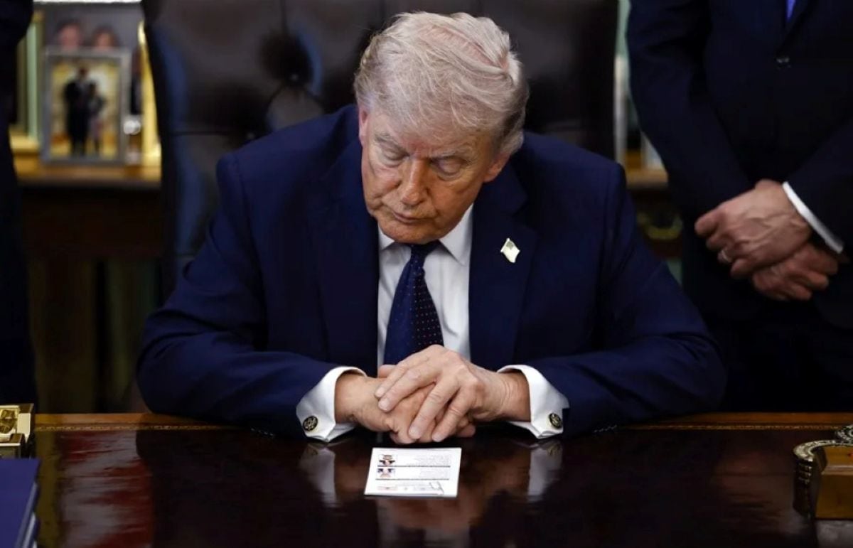 Donald Trump afirmó que Estados Unidos mantiene una posición de ventaja frente a Irán y que no tiene un plazo para retomar las negociaciones de paz. Foto: EFE.