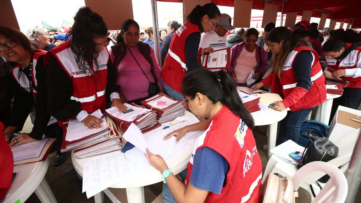 Poder Ejecutivo afirma que Cofopri entregará 45 mil títulos de propiedad este año