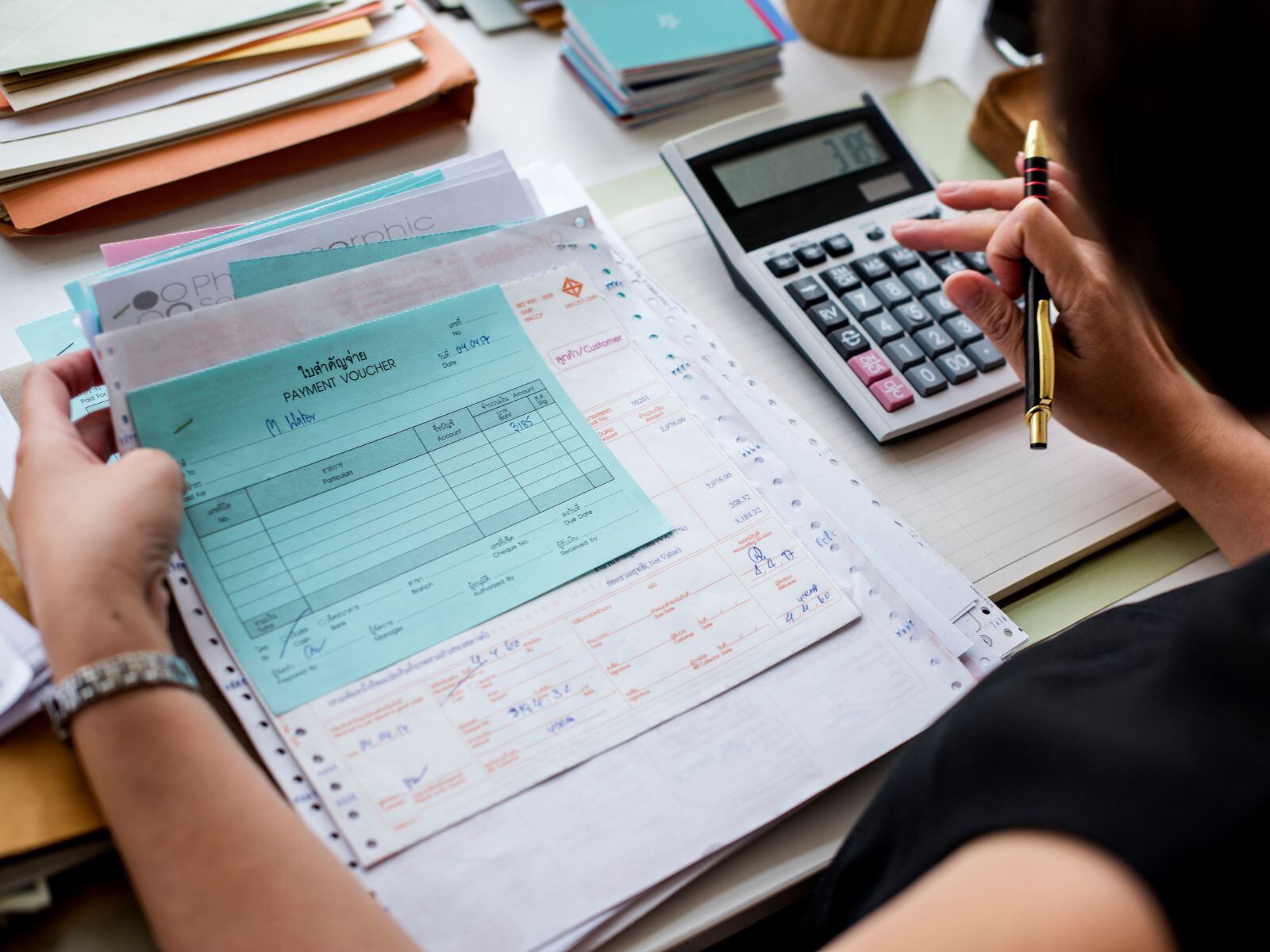 Desde artículos escolares... hasta herramientas para tu vivienda. Estos son los productos libres de impuestos que puedes comprar en Florida a lo largo de varios periodos especiales en el 2024 (Foto: Freepik)