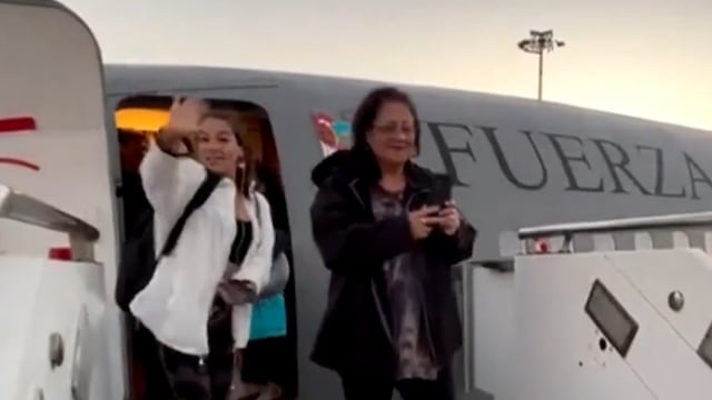 Unos 52 peruanos son evacuados de Israel en vuelo humanitario ecuatoriano