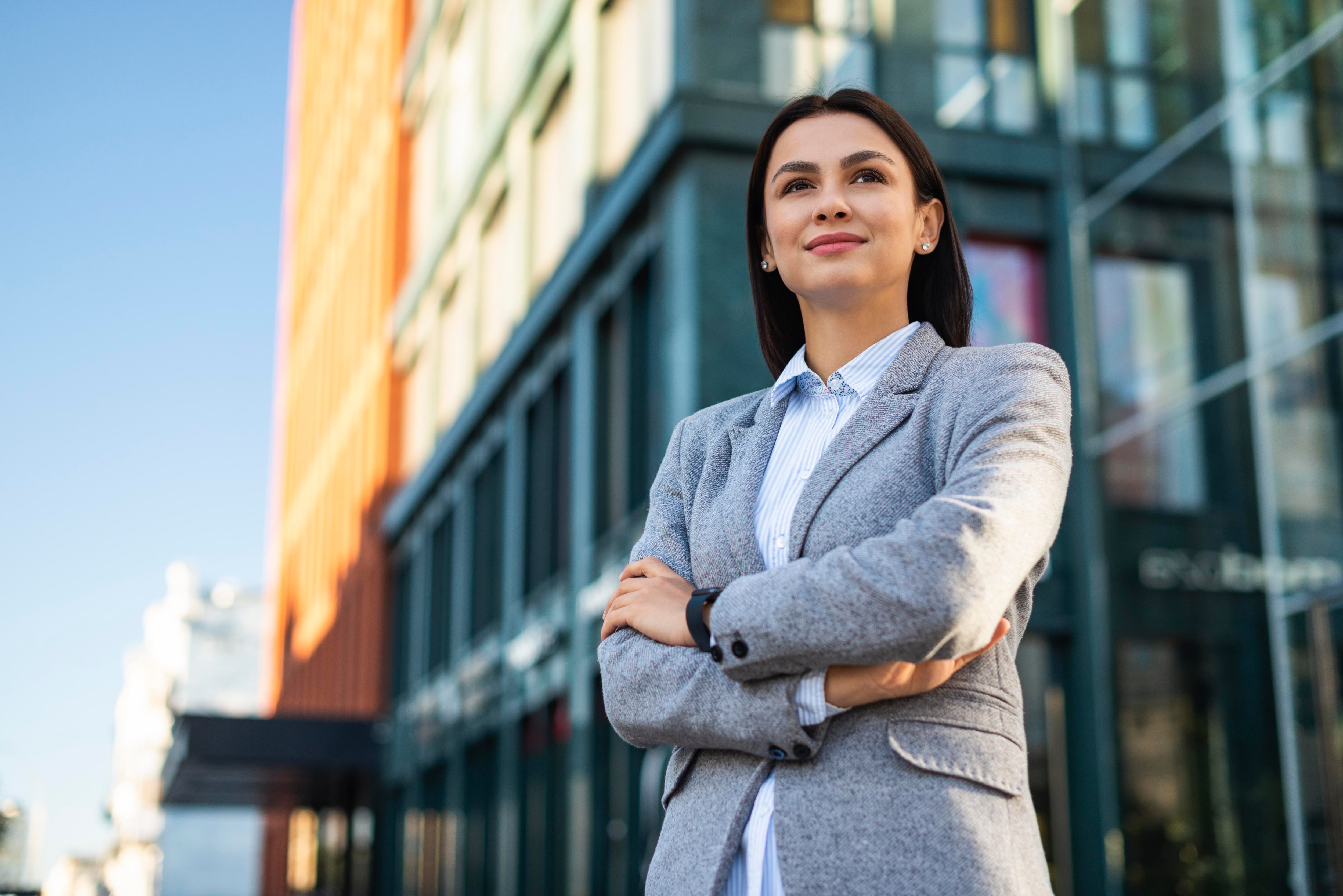 Desde el 2021, hubo un incremento de mujeres en cargos gerenciales y jefaturas que emprenden. (Foto: Difusión)