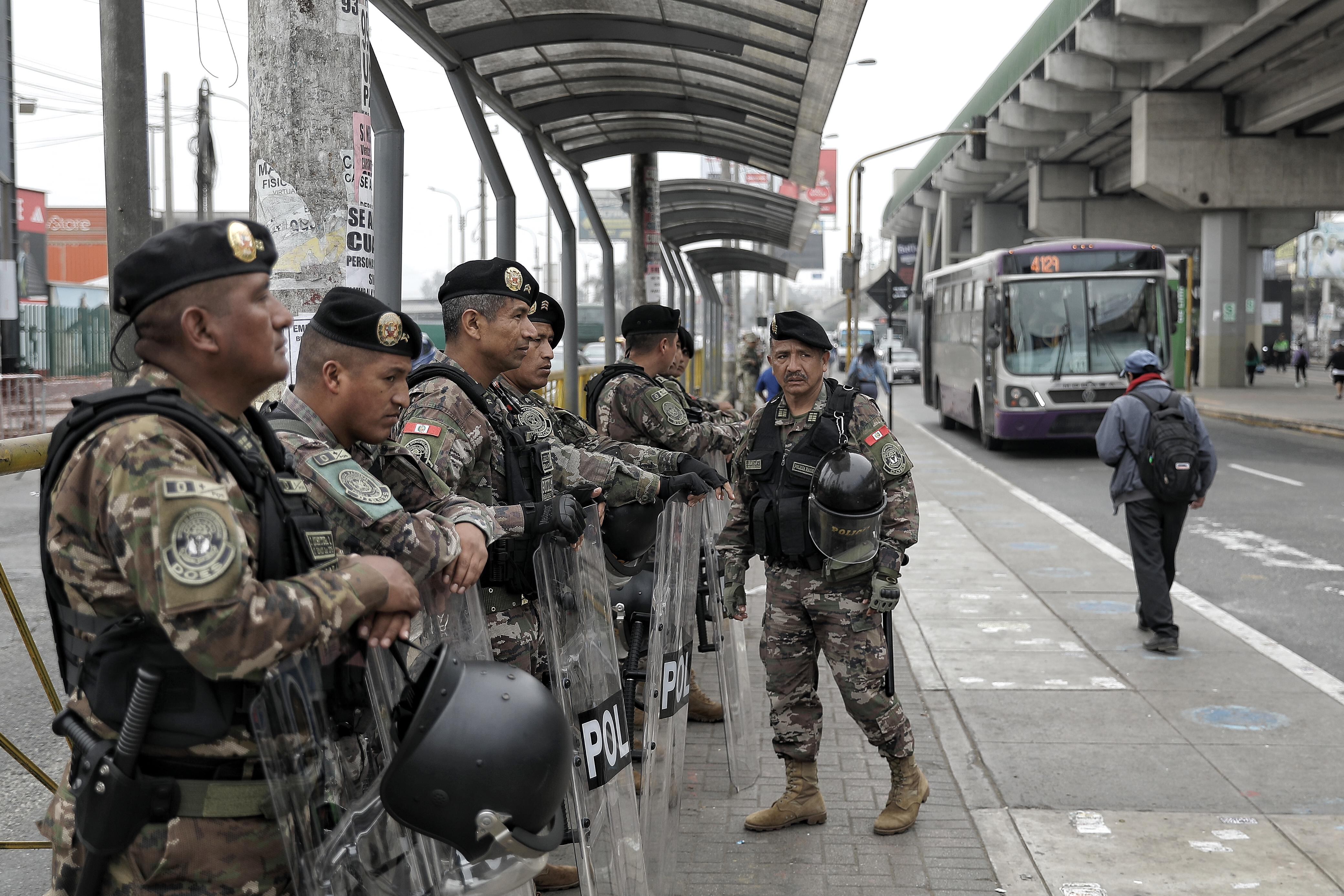 Contingente militar en paro de transportistas. (Foto: GEC)