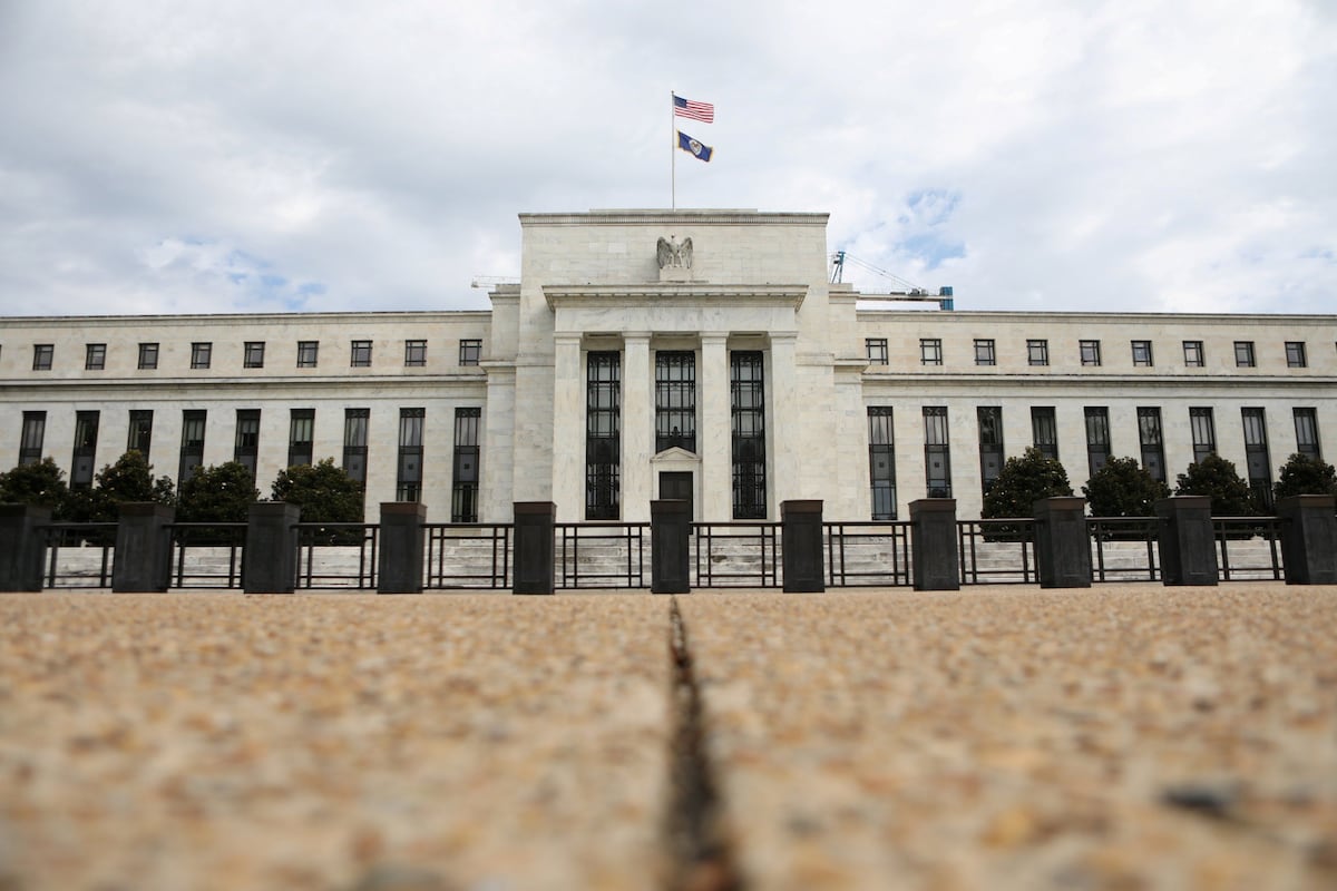 El mes pasado, la Fed elevó su tasa de referencia desde un rango de entre 3.50% y 3.75%, a otro de entre 3.75% y 4%. Foto:Reuters
