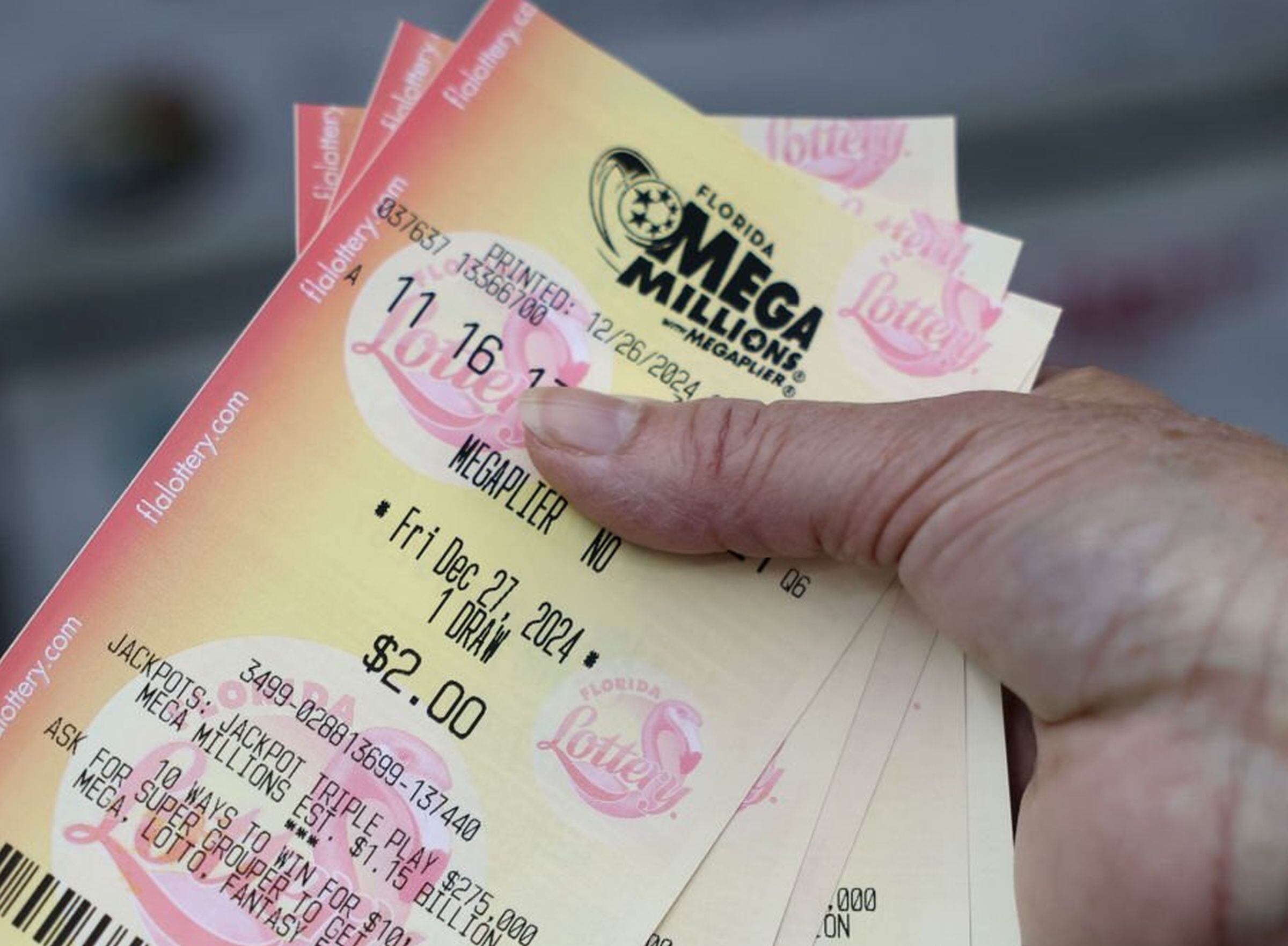 Cada martes y viernes (aproximadamente a las 11:00 pm, hora del este) se realiza el sorteo del Mega Millions. (Foto: Joe Raedle / Getty Images)