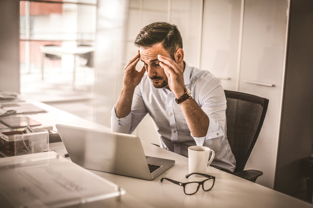 El "CEO Superman" bajo presión: el impacto de la fatiga mental en las decisiones estratégicas