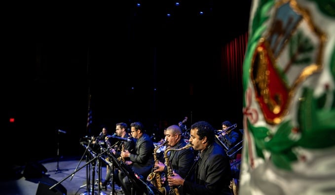 Diversas manifestaciones artístico-culturales de música y danzas en el extranjero por Fiestas Patrias,