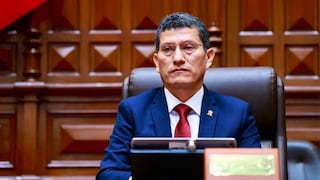 Harvey Colchado puso su cargo a disposición en la Comisión de Ética