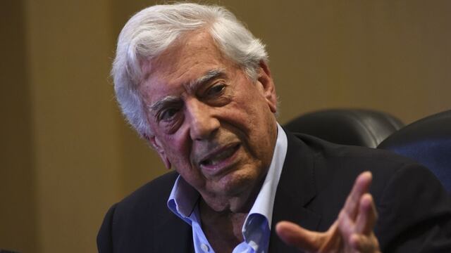 Mario Vargas Llosa ve peligro en las libertades públicas por la pandemia