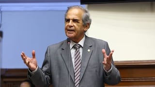 Unidad Nacional solicita inscripción de su fórmula presidencial encabezada por Roberto Chiabra