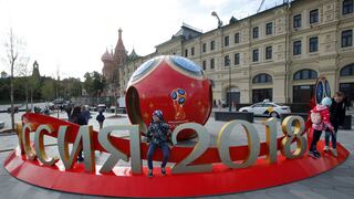 Más allá del turismo, Rusia espera pocos beneficios con el Mundial de fútbol