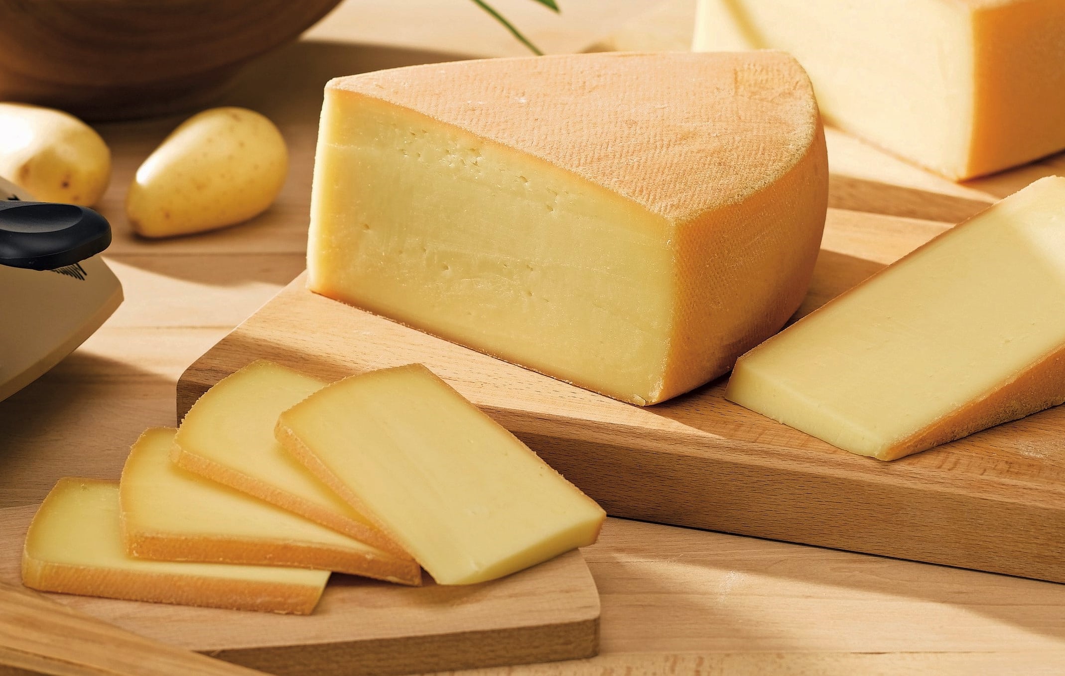 Gloria Foods busca expandir su presencia en mercado lácteo de América Latina con compra de 80% de Saputo Argentina, especializada en producción de quesos.